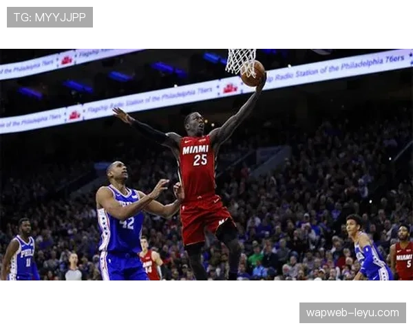 阿贾克斯强势开局彰显冠军雄心，新赛季表现惊艳