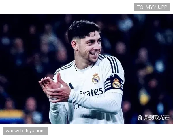 巴尔韦德在2025赛季表现稳健,成为球队再创辉煌的重要力量。 巴尔韦德在2025赛季表现稳健,成为球队再创辉煌的重要力量。