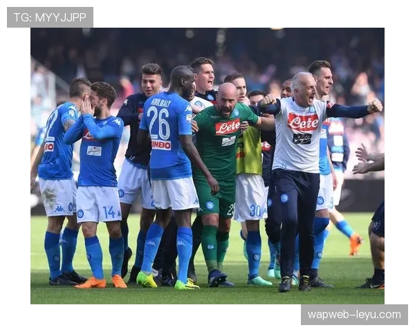 那不勒斯防守稳定性问题已在近期比赛中显现,对球队竞争格局带来变化 那不勒斯防守稳定性问题已在近期比赛中显现,对球队竞争格局带来变化